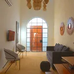 Casa De Las Puertas