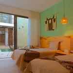Casa De Las Puertas
